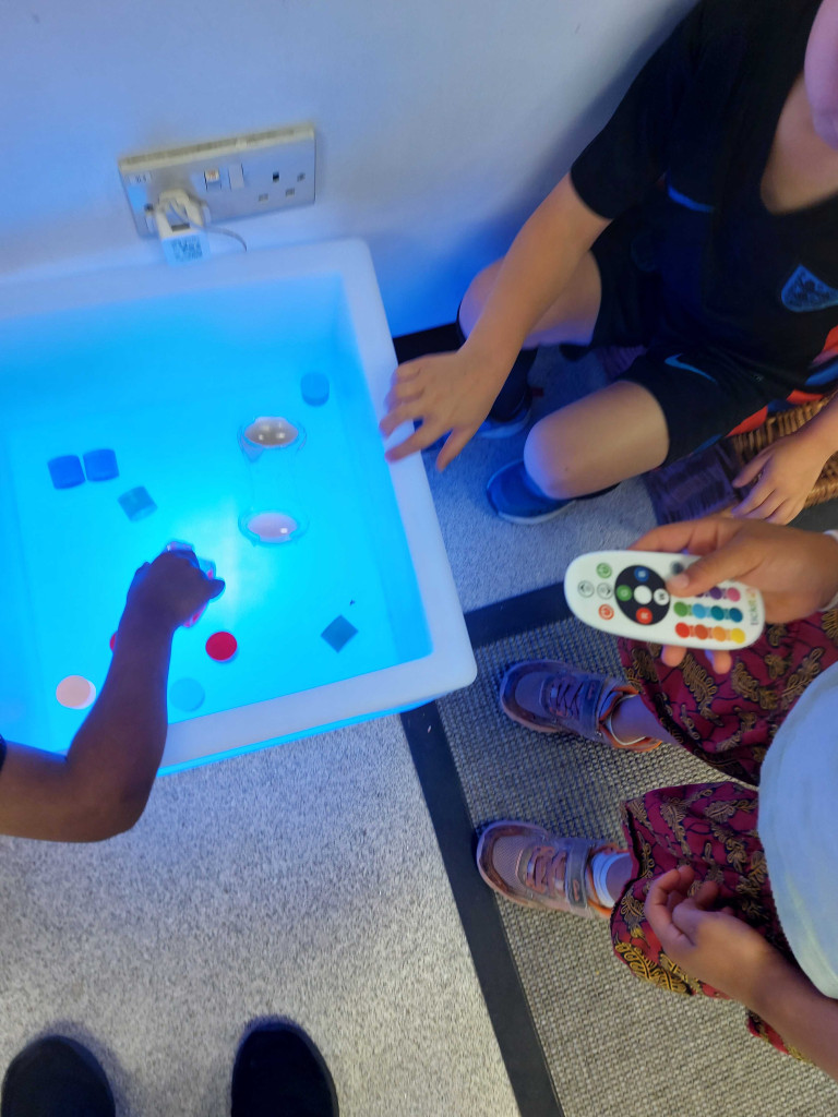 Sensory glow cube